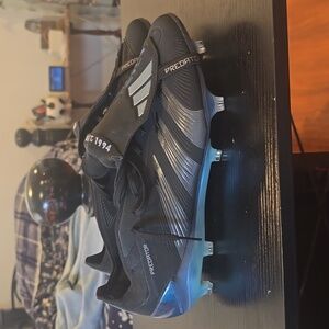 Adidas predator